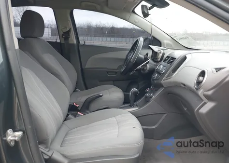 2013 Chevrolet Sonic Lt Auto z USA, uszkodzony, nr VIN 1G1JC5SH7D4126598